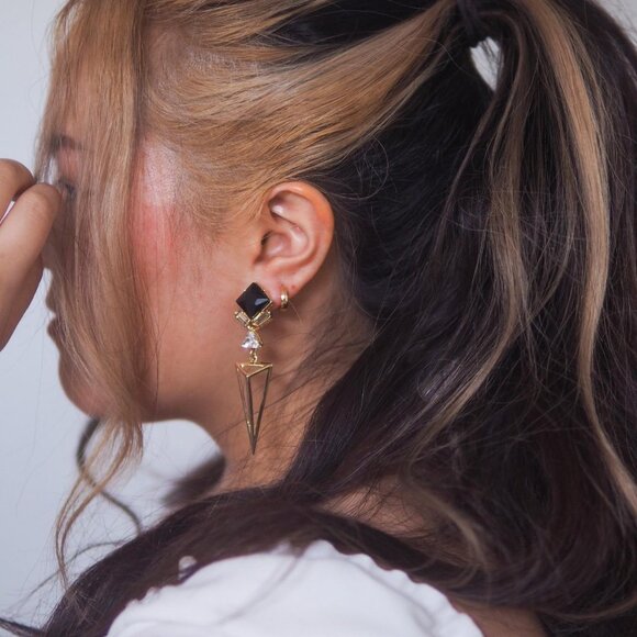 Geometric Black & Gold Drop Earrings - Picture 3 of 4